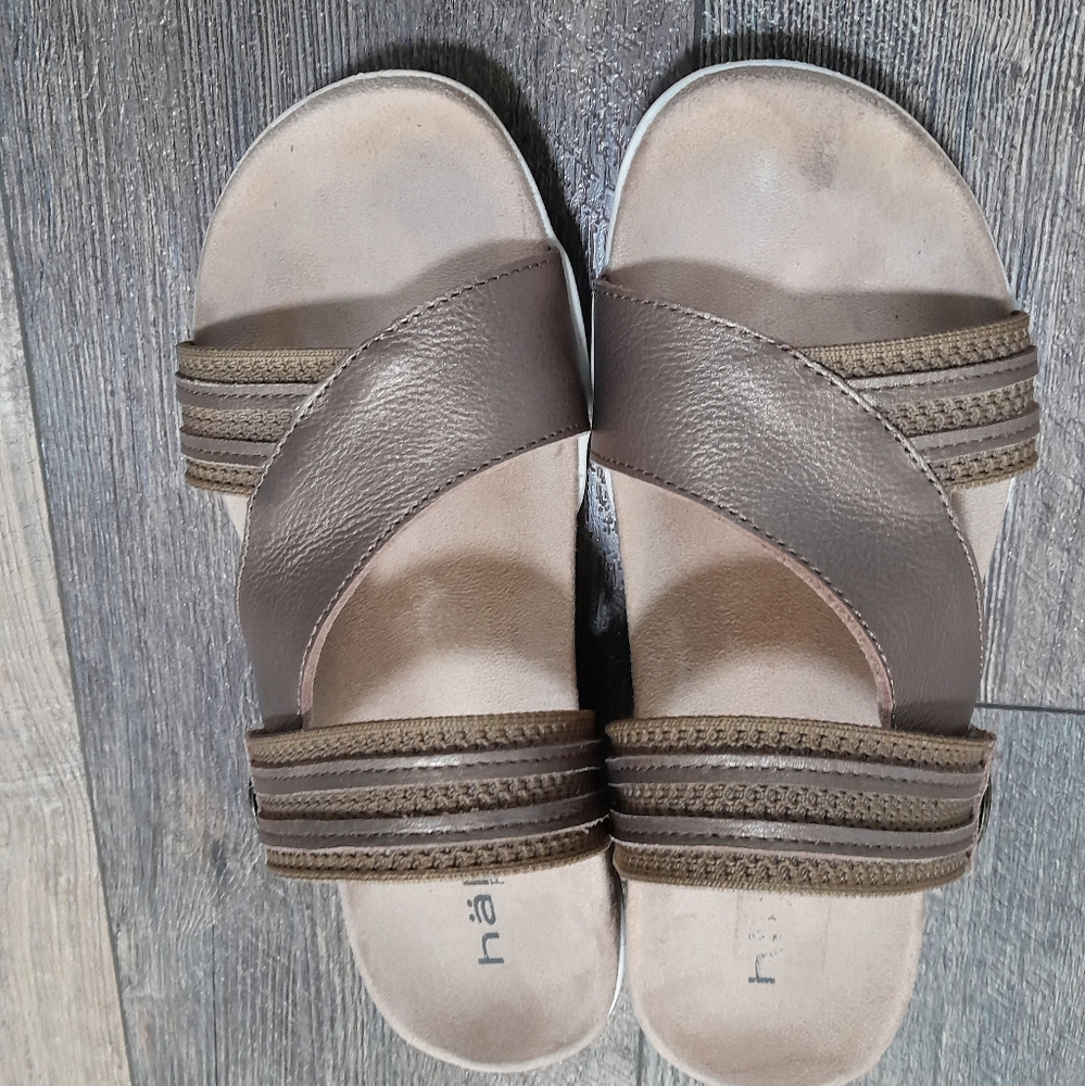 Halsa slip ons - Picture 8 of 8